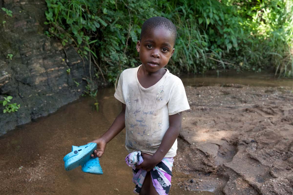 Child-mortality-and-waterborne-disease-DSC05414-1200x800