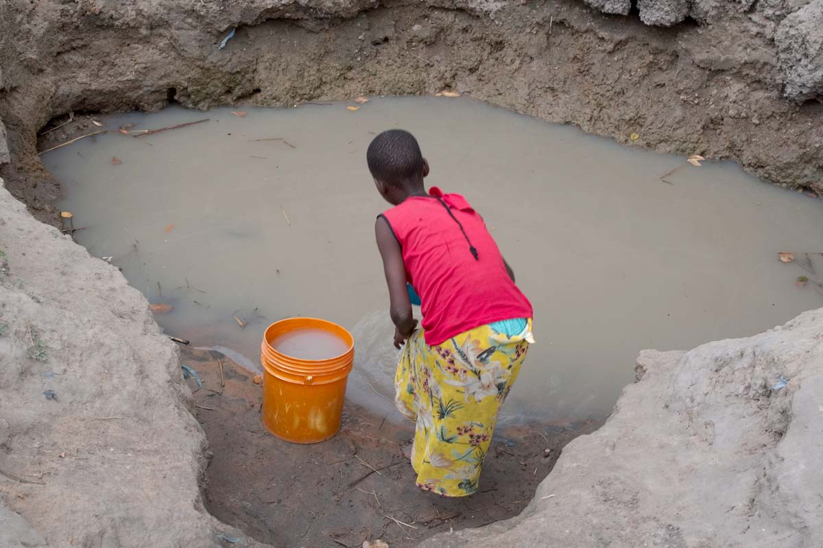 Child-mortality-and-waterborne-disease-DSC09671-1200x800