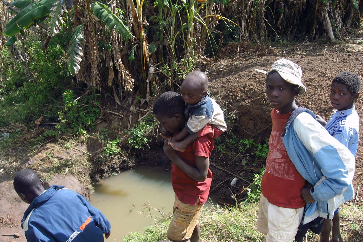 Child-mortality-and-waterborne-disease-IMG_5781-1200x800